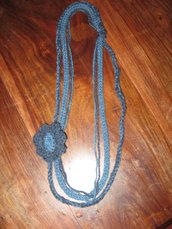 collana di lana fatta a mano