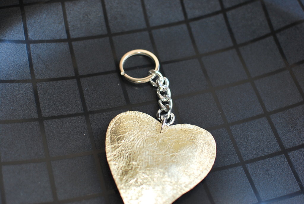 Portachiavi In Vera Pelle - Compatto, Pratico E Elegante Per Uomo E Donna - Nero 11x6,5 Cm - Foto 6