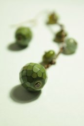 Green Cones Earrings - Orecchini con perle in vetro come pigne