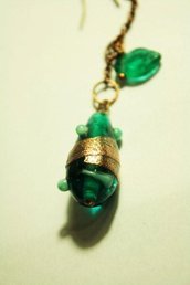 Orecchini irregolari con perle in vetro di MURANO