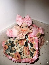 bambola porcellana fatta a mano 17cm, rosa seduta con fiocchi e portaoggetti