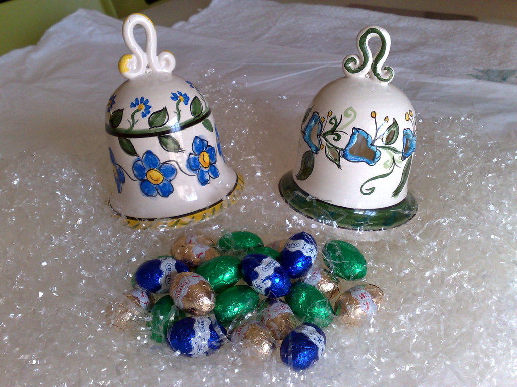 Set Di 12 Campanelle Rustiche Vintage In Ottone Anticato - Fatte A Mano Con Corda Di Iuta, Decorazioni Natalizie Svizzere