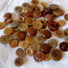 Bottoni marrone  set di 57 pezzi. Brown buttons,vintage buttons,set of 57 pcs,supplies