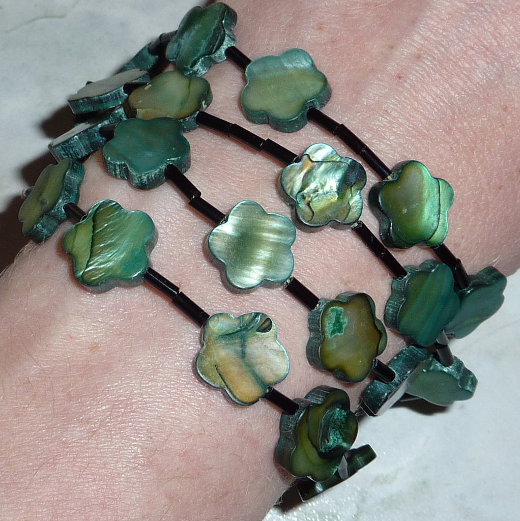 Collana in vetro nero - Italia