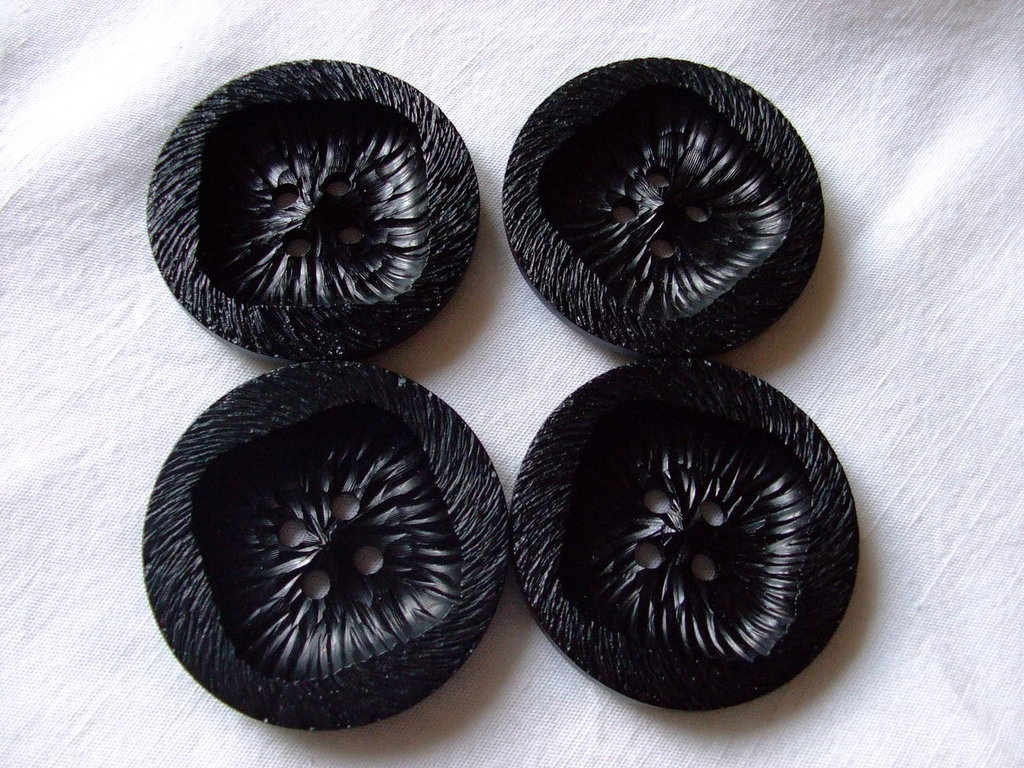 4 Bottoni neri vintage,di plastica 4 cm - Materiali - Stoffa e fil