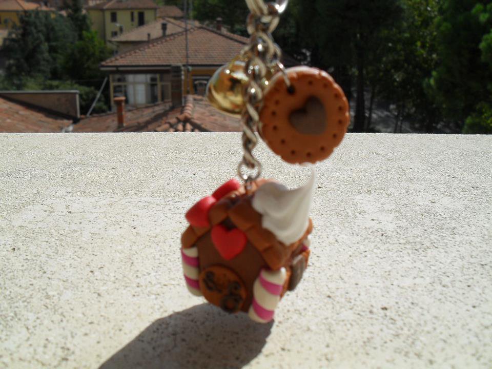 strange things La casa di marzapane THE REAL STORY