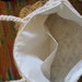 borsa bianca in macramé fatta interamente a mano