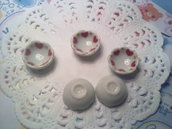 Ciotola in ceramica bianca decorata con cuori