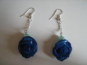 orecchini rose blu