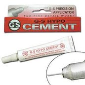 Colla specifica per lavori di bigiotteria Cement. Dotata di applicatore di precisione. 