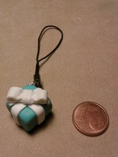 Phonestrap mini pacchetto regalo stile Tiffany fimo