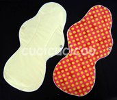 assorbente super duper impermeabile lavabile (pallini gialli) / super duper waterproof cloth menstrual sanitary pad