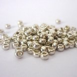 Perline Gutermann Rocailles 9u0000 | Vendita Online
