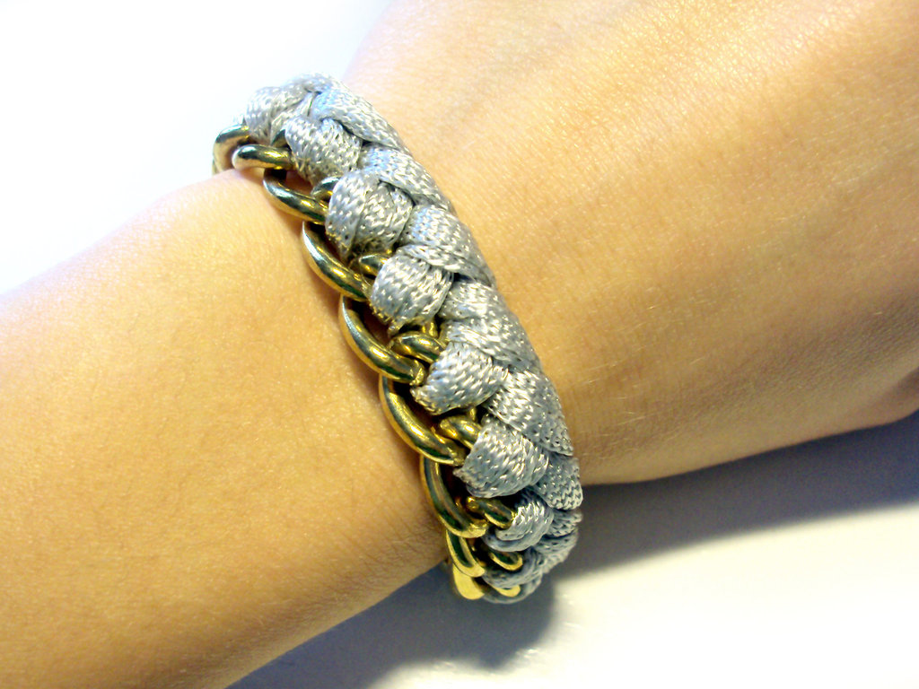 10 Braccialetti Filo Spinato Sottile &ndash; Grigio Argento, Correzioni Ufficiali