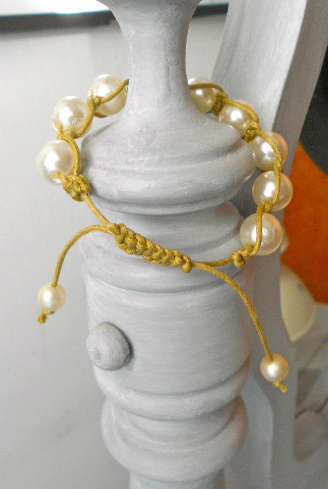 Bracciale Macramè Fatto A Mano Con Ciondolo Stella - Regolabile, Portafortuna, In Confezione Regalo