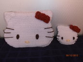 Pochette e borsellino portamonete Hello Kitty all'uncinetto.