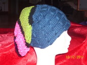 cappello di lana fatto a mano