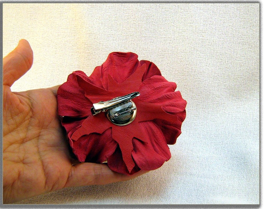 Spilla fiori per abiti eleganti - Donna - Accessori - di layla's | su
