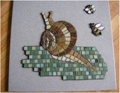 Mosaico chiocciola con api