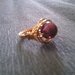 Anello con pietra viola e filo gold plated