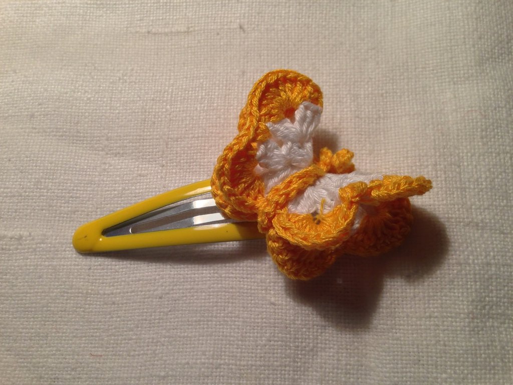 Mollette mollettine forcine per capelli bambina con decorazioni fatte a  mano all'uncinetto in cotone (farfalla)