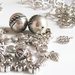 Mix componenti metallici - Catene, perle, distanziali - colore argentato