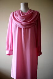 Baby pink XL size 1980s vintage polyester secretary/day/ evening dress.