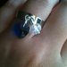 anello con cuore blu e mezzo cristallo