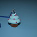 collana blu a pallini con cupcake in fimo
