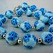 Collana girocollo con perle in fimo "murrina fiore petali blu azzurro" made in italy