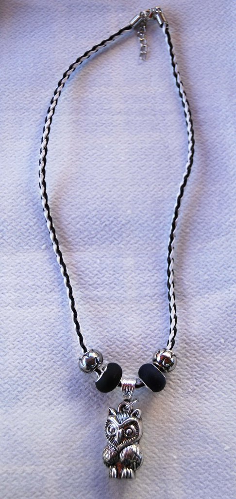 Set Di Collane Morella Per Lei E Lui: Ciondoli In Acciaio Inox Nero E Oro - Regalo In Pratica Borsetta Di Velluto