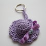 Portachiavi cappello ad uncinetto lilla ad uncinetto key hat crochet