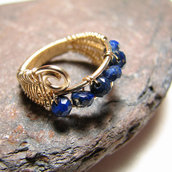 Anello con lapis lazuli in oro 14kt
