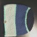 _cappello uomo donna in lana a strisce blu e azzurre fatto a mano all'uncinetto C004_
