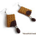 Orecchini pendenti biscotto con goccia di cioccolato creati a mano in fimo 