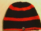 _cappello uomo donna  ragazzo in lana  a righe rosso-nere  fatto a mano all'uncinetto C042_