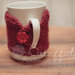 Copri tazza mug - Rosso con cuori bianchi