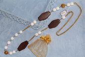 Collana artigianale fatta a mano agata bianca e legno - idea regalo 