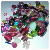 mix di perline vari colori e formati