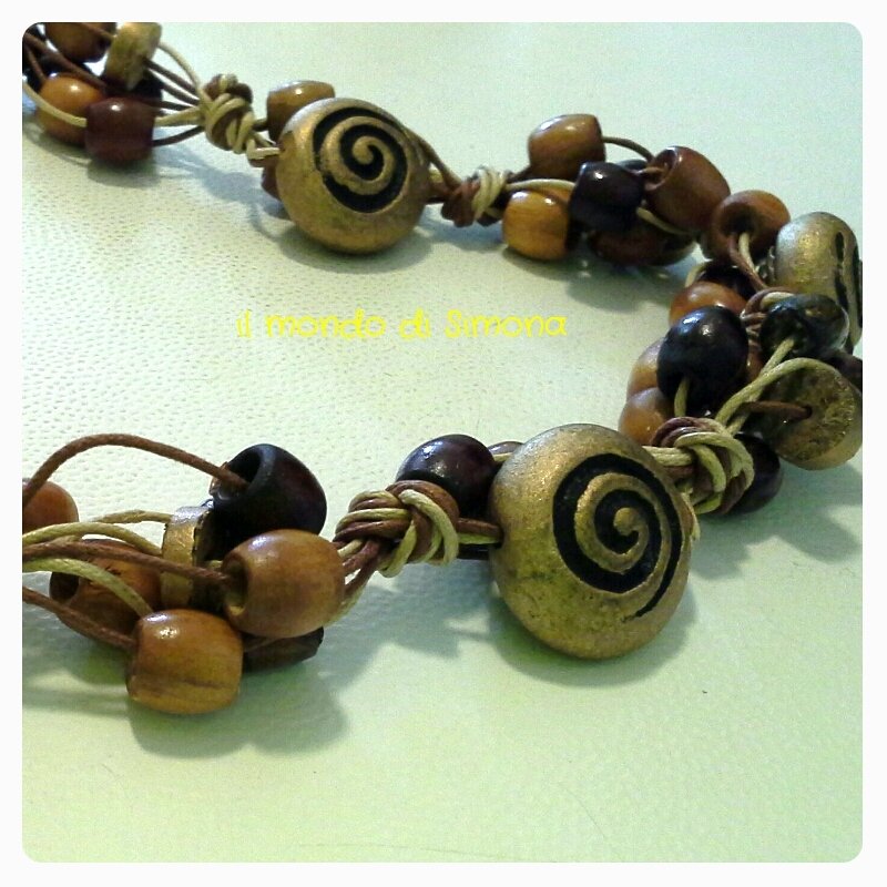 Collana Lunga In Corda Nera Con Perline Di Legno Multicolore - Avalaya - Gioiello Etnico, Lunghezza 60cm, Chiusura A Bottone