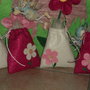 sacchetti confetti artigianali,  segnaposto CON CONFETTI "botton rosa" 