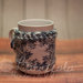 Copri tazza - mug fatto a maglia con fiocco di neve in feltro bianco