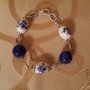 bracciale con agata blu e  perle ovali in ceramica