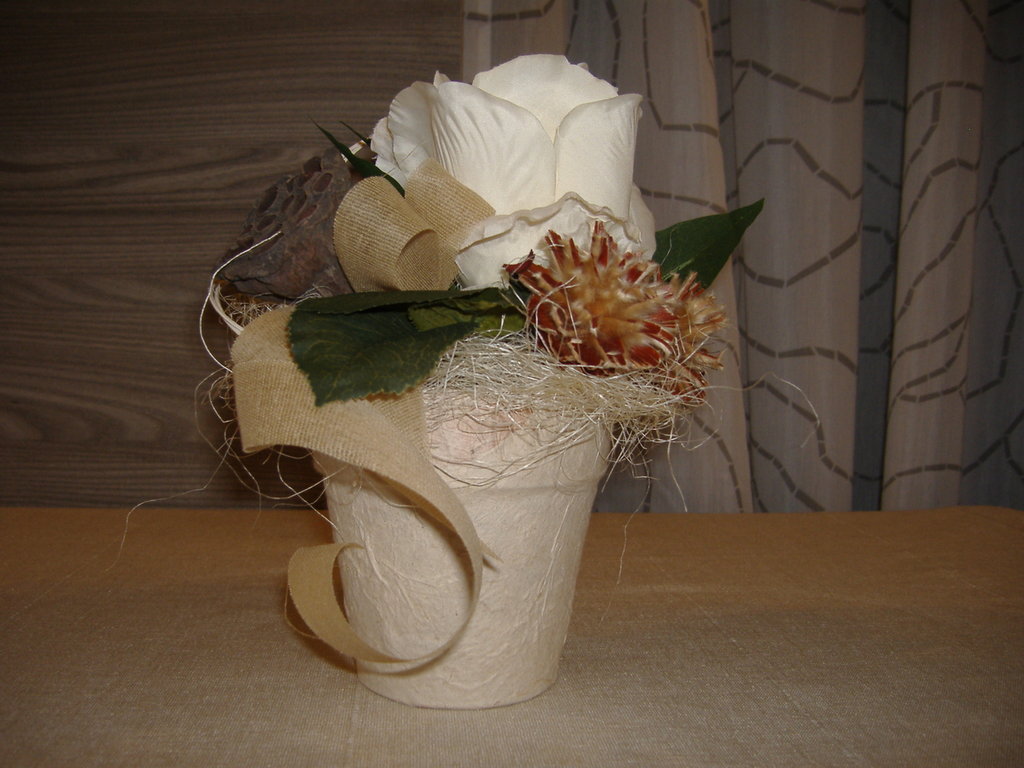 Vaso Alto In Ceramica Bianca A Forma Di Bocciolo | Design Minimalista 6x22 Cm | Per Stelo Singolo E Decorazioni