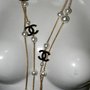 COLLANA CHANEL CON PERLE BIANCHE E CONNETTORI NERI