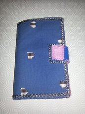 Portafoglio blu e rosa fatto a mano in feltro e pannolenci