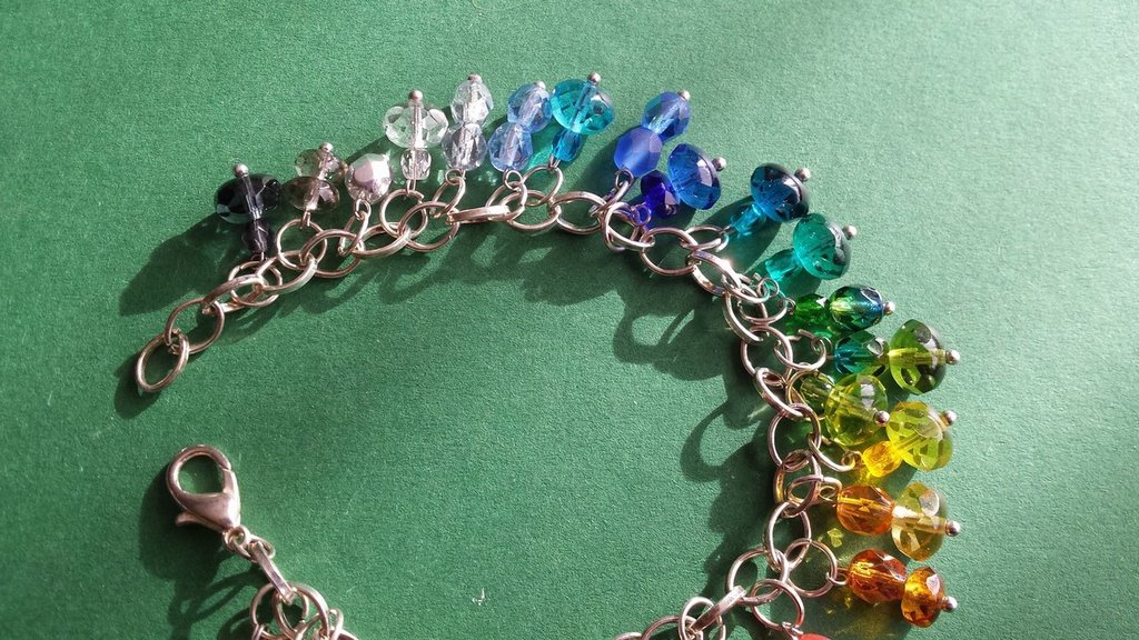 Bracciale Polaris arcobaleno flessibile colorato con grandi perle Polaris - Italia