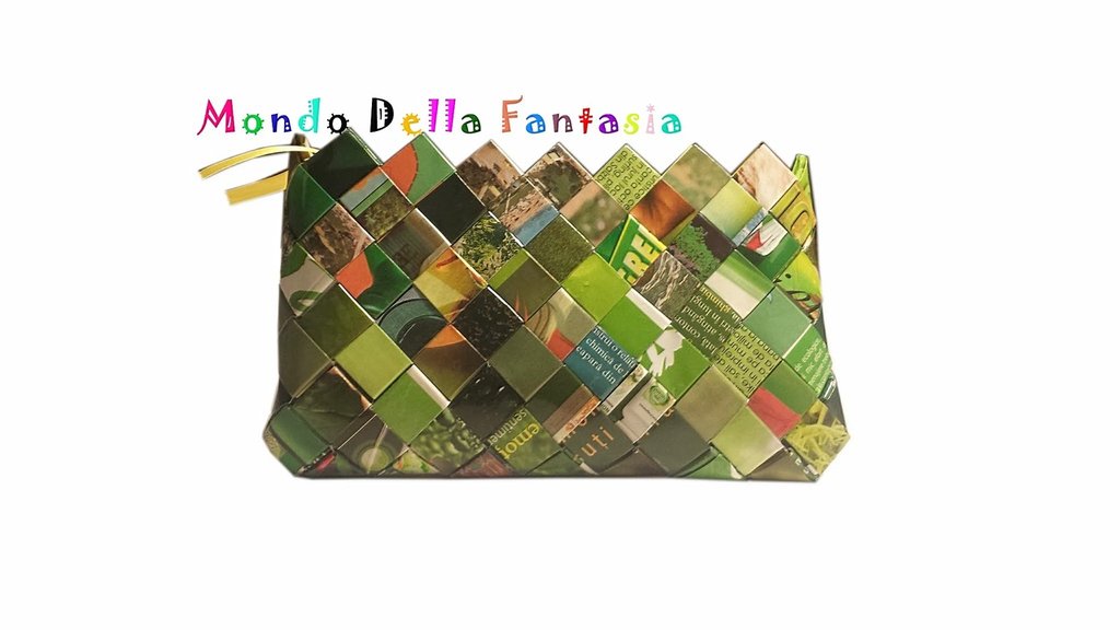 Portafoglio Da Donna In Vera Pelle Fatto A Mano In Italia, Modello Mini, Colore Blu Navy. 2 Scomparti Con Bottone Automatico E Tasca Interna Con Cerniera. Elegante E Compatto (10,5x8 Cm).