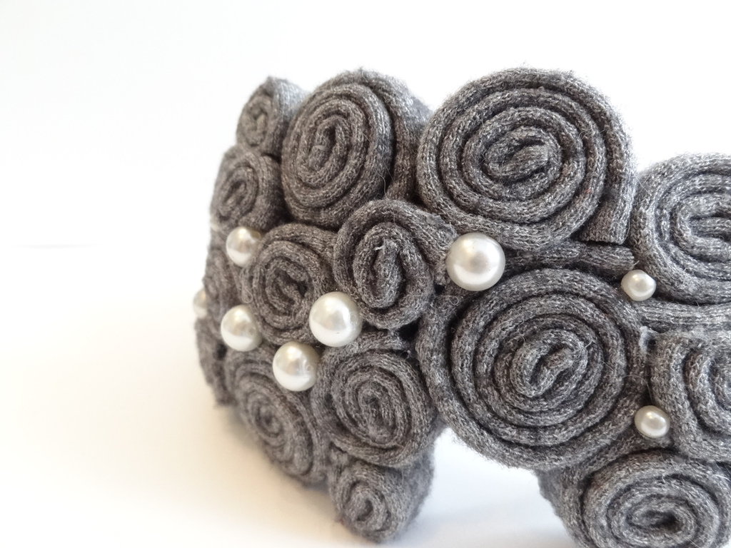 NVENF Cerchietto natalizio da donna, con strass, motivo scozzese, decorato con perle di cristallo, con nodo, fascia larga per capelli, accessorio per capelli di Natale, abbigliamento per le vacanze