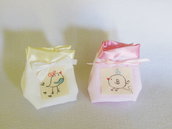 Set di 50 sacchetti portaconfetti: le bomboniere in cotone e satin con tema 'piccoli uccellini'